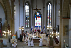 1. Heilige Kommunion in St. Crescentius (Foto: Karl-Franz Thiede)